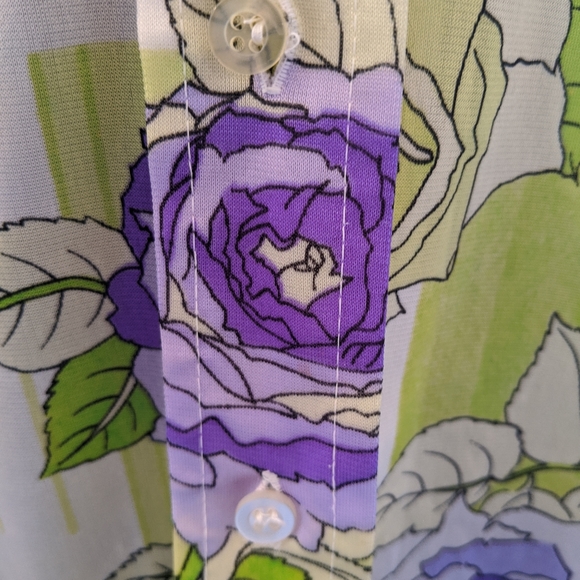 Vintage floral button up shirt - Picture 3 of 4